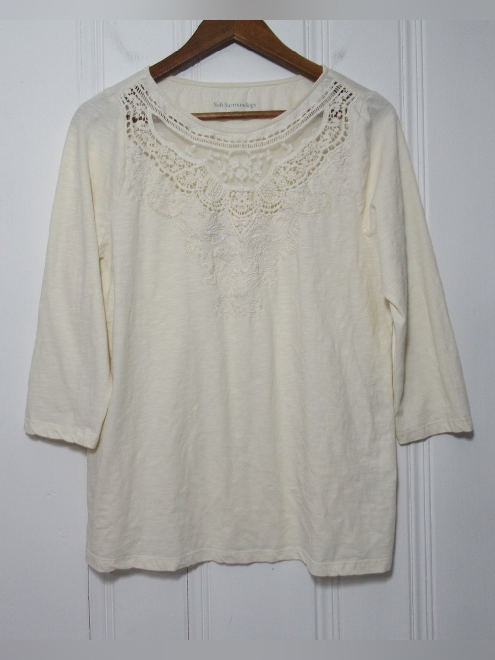 Soft Surroundings Cream Crochet Lace 3/4  Sleeve Top Size Large Neutral